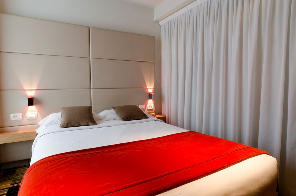 Golden Tulip Opéra De Noailles Hotel
