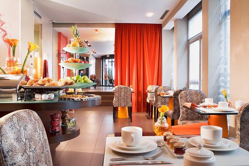 Elysees Bassano Paris