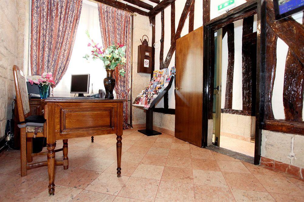 Hotel Pratic 2*