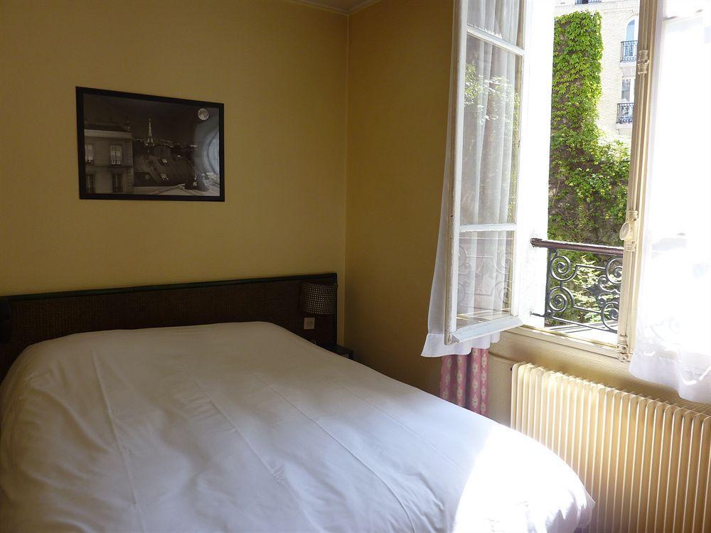 Henriette Hotel