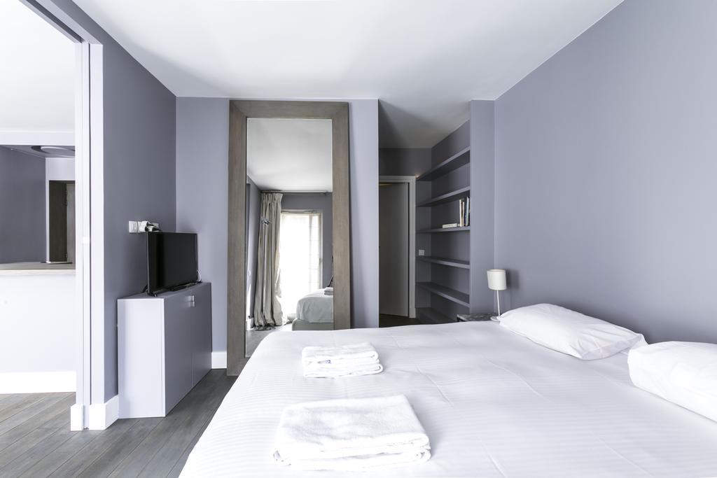 Halldis - Champs-elysees Apartment
