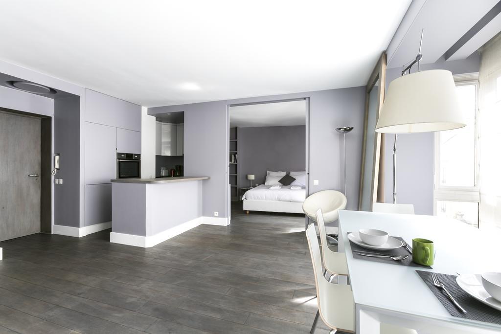 Halldis - Champs-elysees Apartment Paris