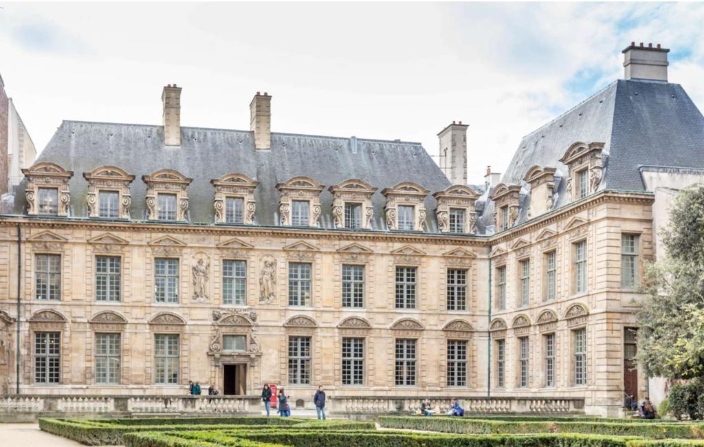 Studio Rue Des Tournelles Apartment *