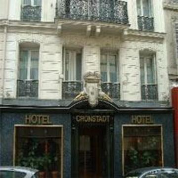 Cronstadt Hotel 2*