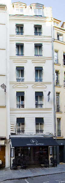 Konfidentiel Hotel 4*