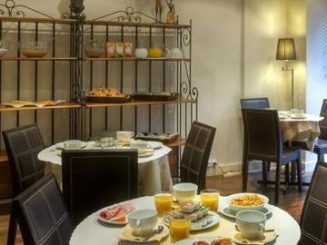 Antin Saint-georges Hotel 2*