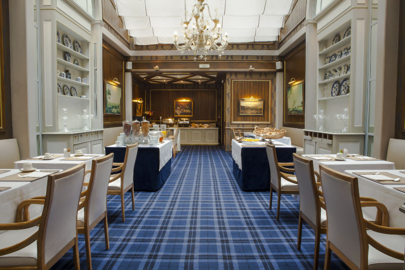 Hotel Royal Garden Champs-elysees