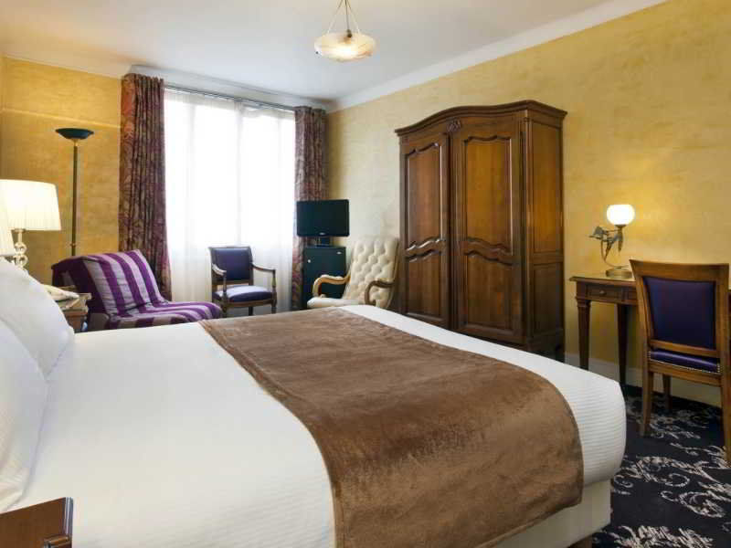 Hotel Crystal