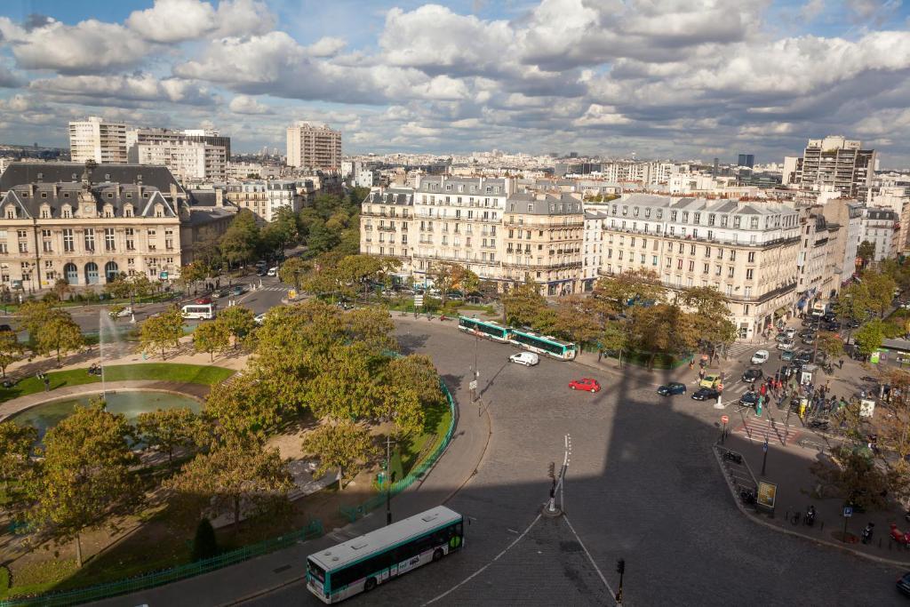 De La Place Des Alpes Hotel Paris