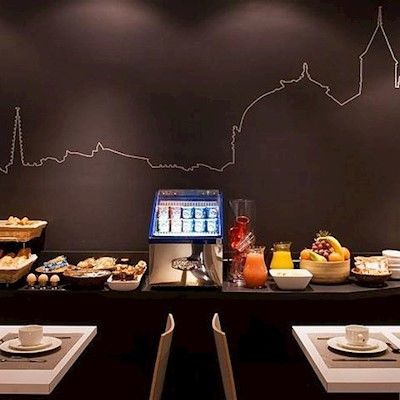 Le Bailli De Suffren Paris