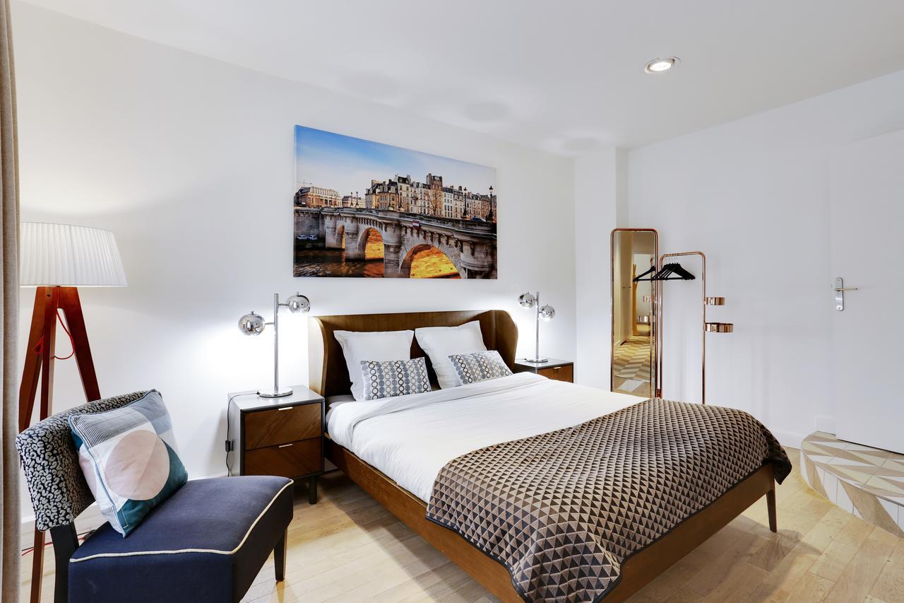 Centre - At Apartment