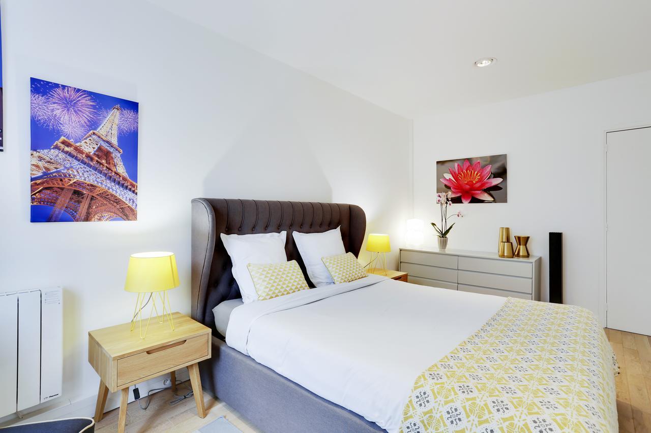 Apartment Centre - At Paris