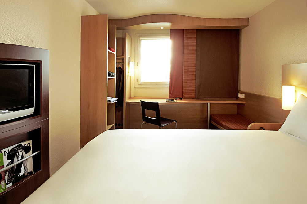 Ibis Canal Saint Martin Paris