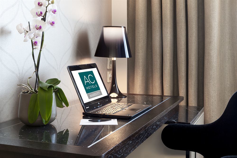 Ac Porte Maillot By Marriott Paris