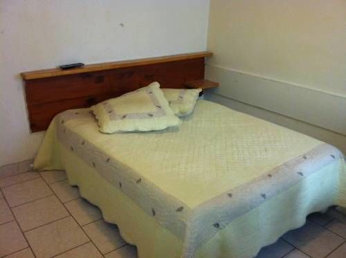 Hotel Hipotel Bordeaux Menilmontant 3*