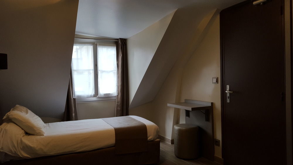 Pratic Hotel 2*