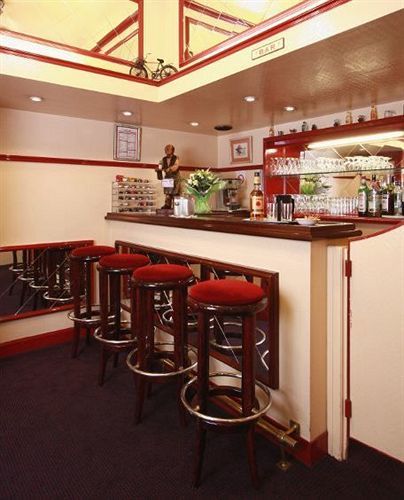 Hotel Du Pre Paris