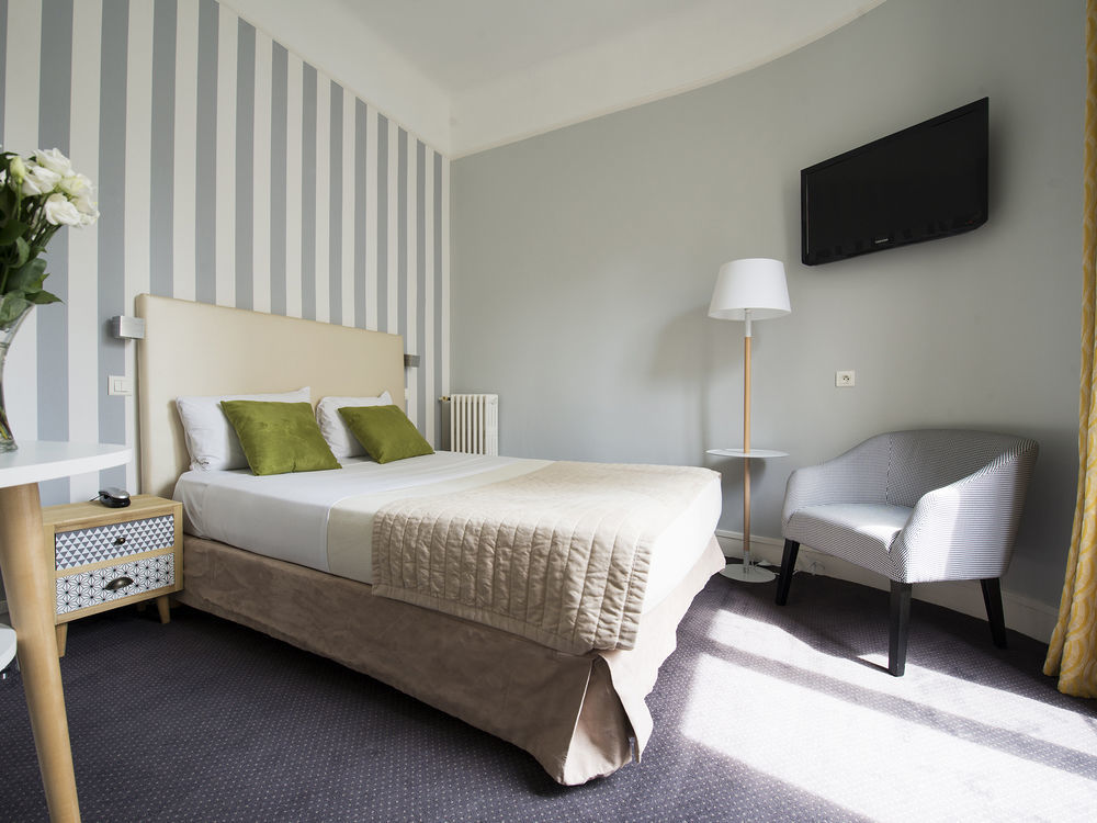 Hotel Des Batignolles 3*