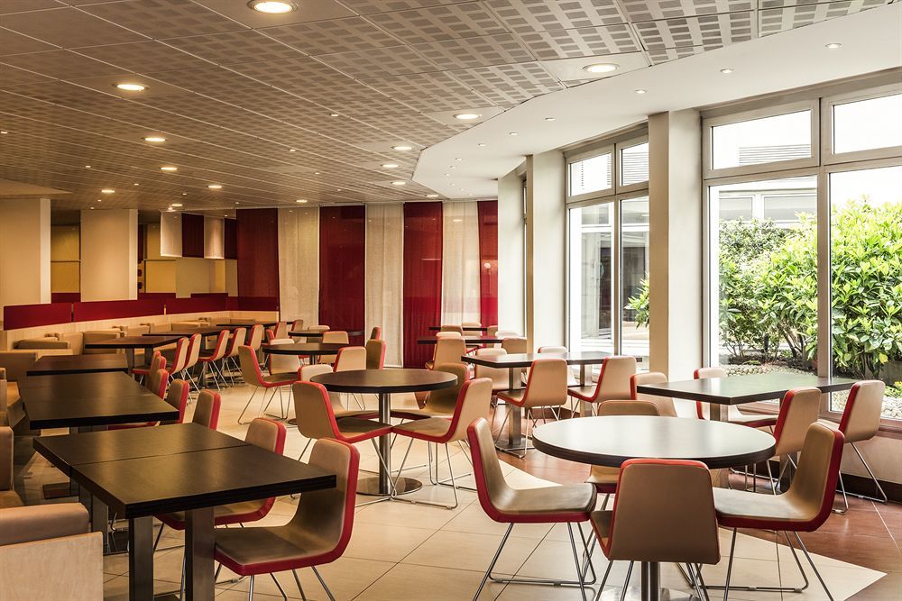Hotel Ibis Montmartre Sacre-coeur