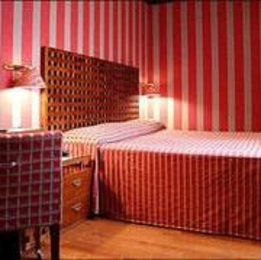 Hotel Pantheon Paris