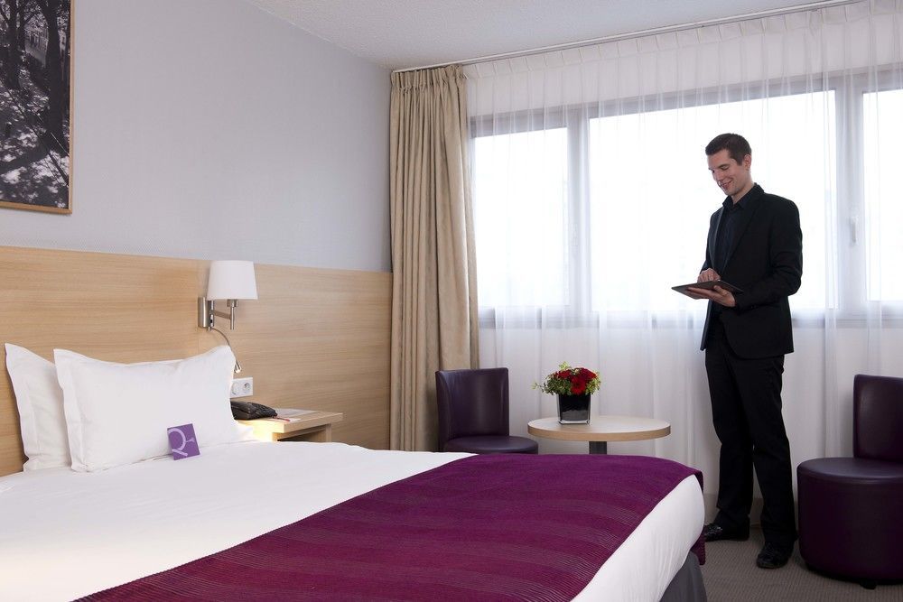 Mercure 19 Philharmonie La 4*