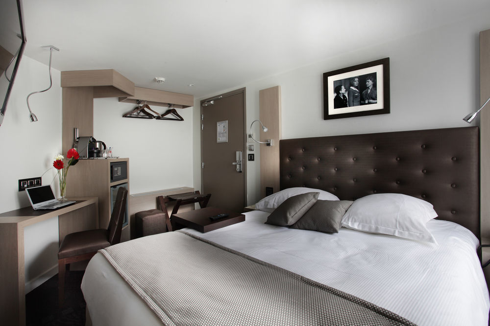 Maxim Opera Hotel 4*