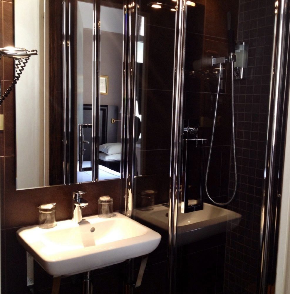 Opera Maintenon 2*
