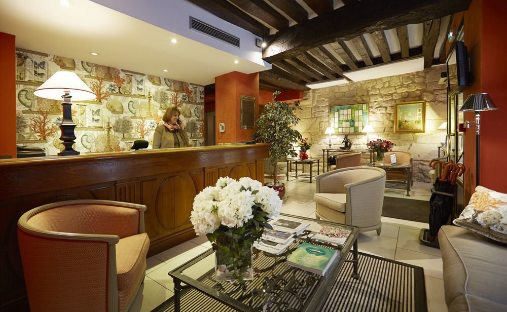 Hotel Beaubourg 3*