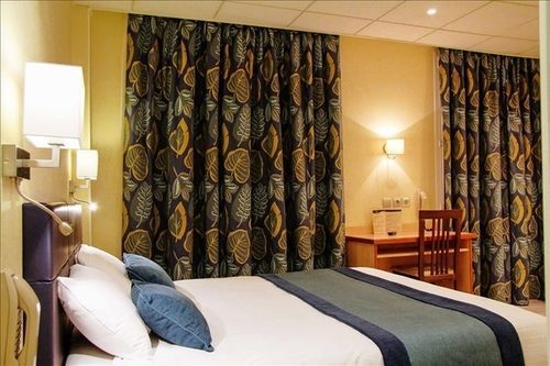 Des Trois Gares Hotel 3*