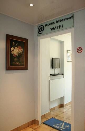 Agate Hotel 3*