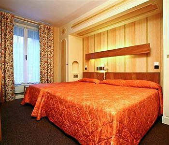 Modern Est Hotel 2*