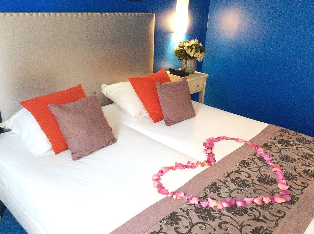 Du Mont Dore Batignolles Hotel