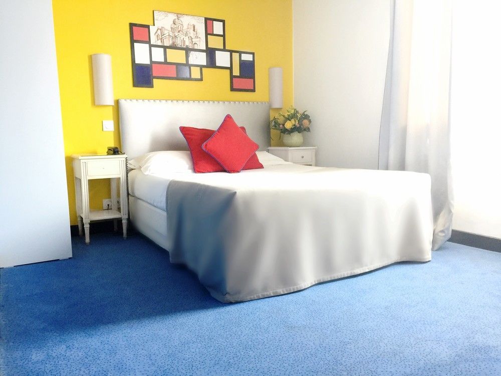 Du Mont Dore Batignolles Hotel Paris