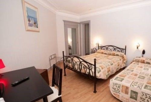 Montana La Fayette - Gare Du Nord Hotel 2*