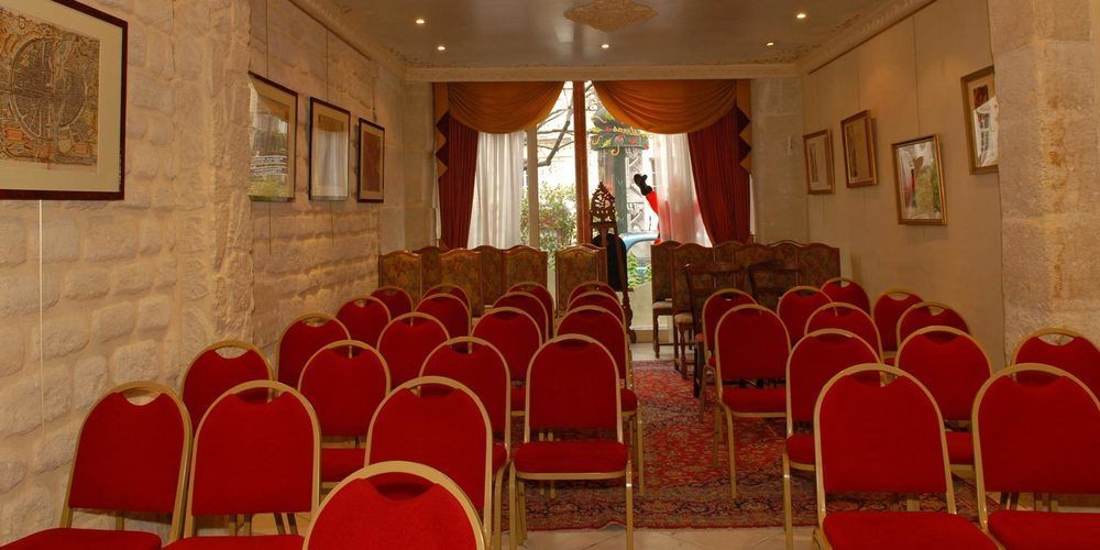 Familia Hotel Paris