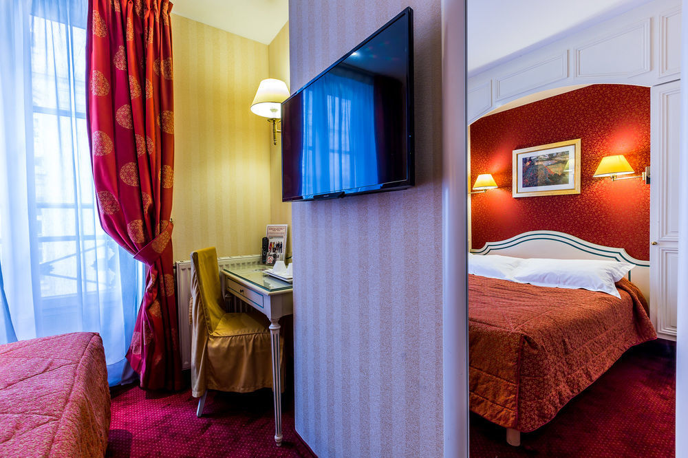 Austin's Saint Lazare Paris