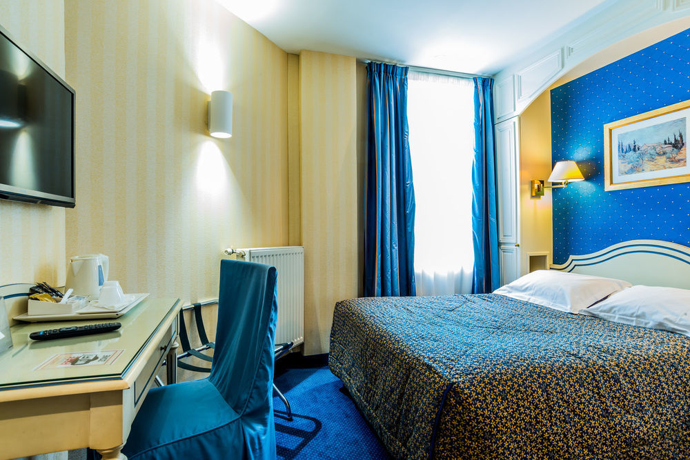 Austin's Saint Lazare 3*