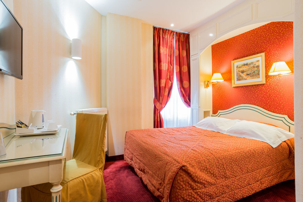 Austin's Saint Lazare 3*