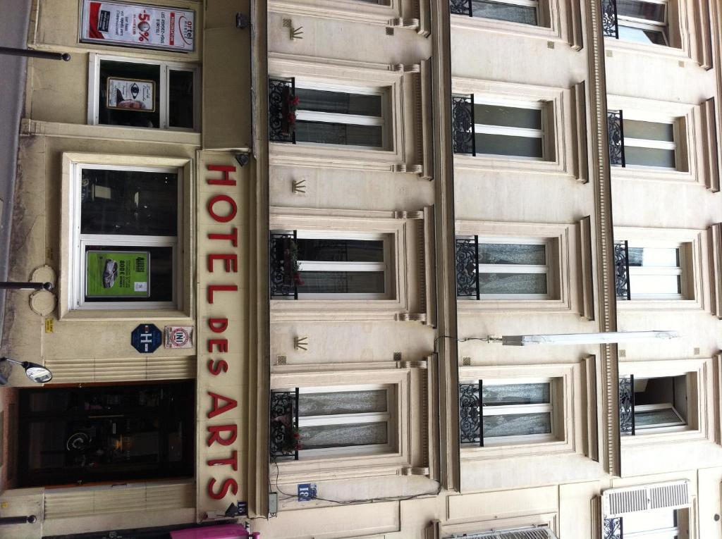 Des Arts Paris