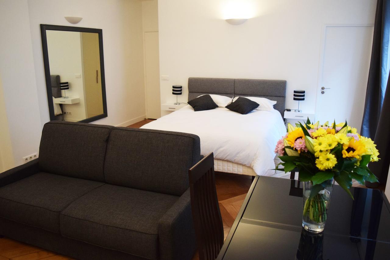 Bed & Breakfast Square