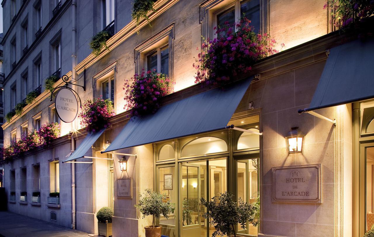 De L'arcade 3*