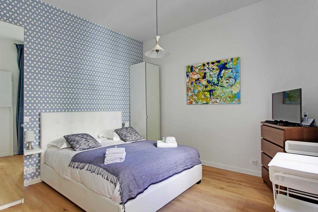 Pick A Flat's In Montmartre - Rue Des Martyrs * Paris