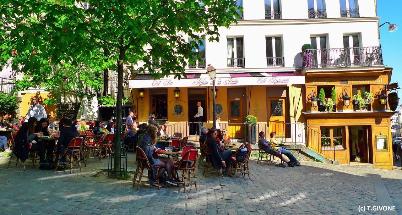 Abbesses Montmartre Apartment *