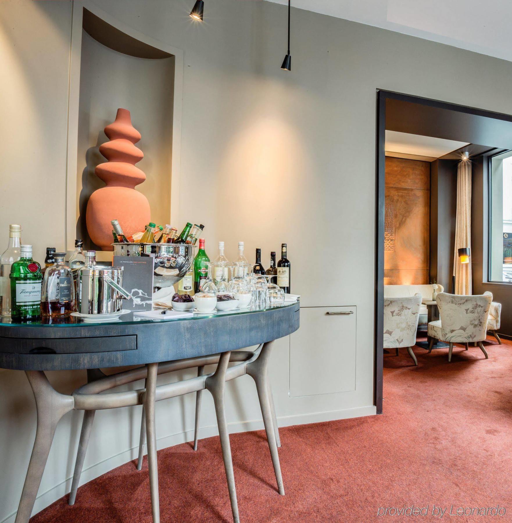 Hotel Le Pavillon Des Lettres 4*