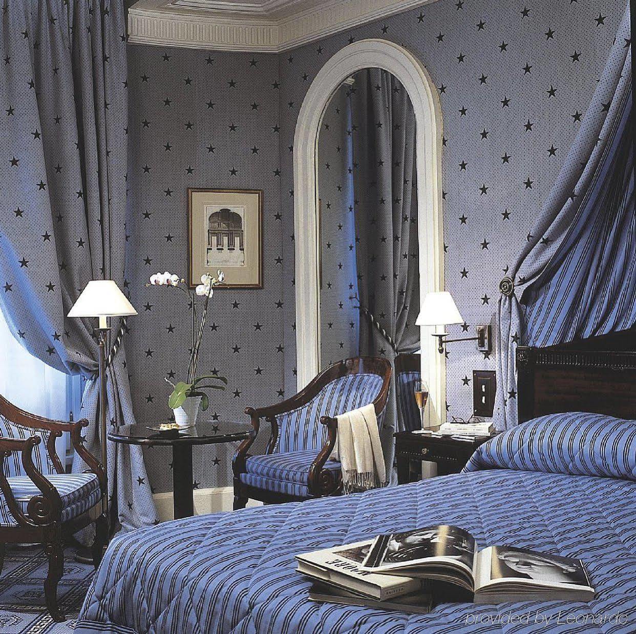 Le Dokhan's Arc De Triomphe, A Tribute Portfolio Hotel Paris