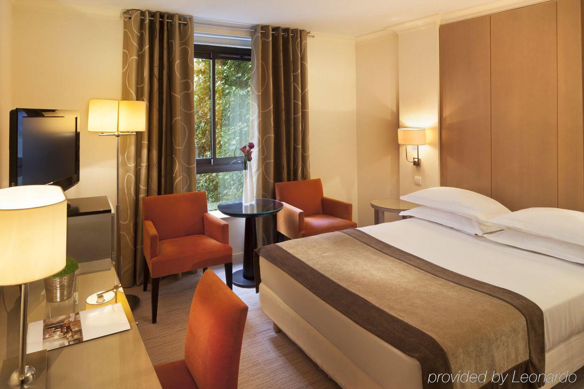 Garden-elysee 4* Paris