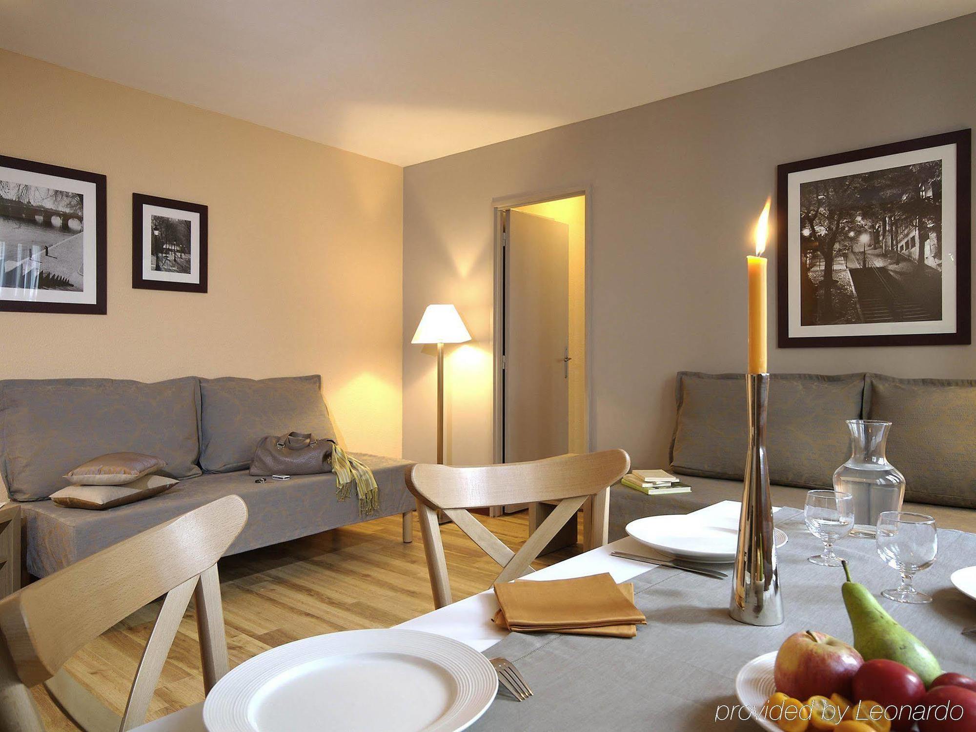 Adagio Montmartre Aparthotel 4*