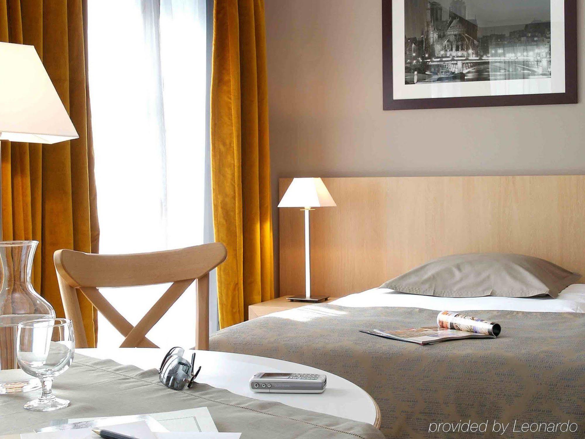 Adagio Montmartre Aparthotel 4*