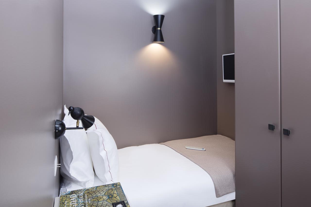 Céleste Batignolles Montmartre Paris