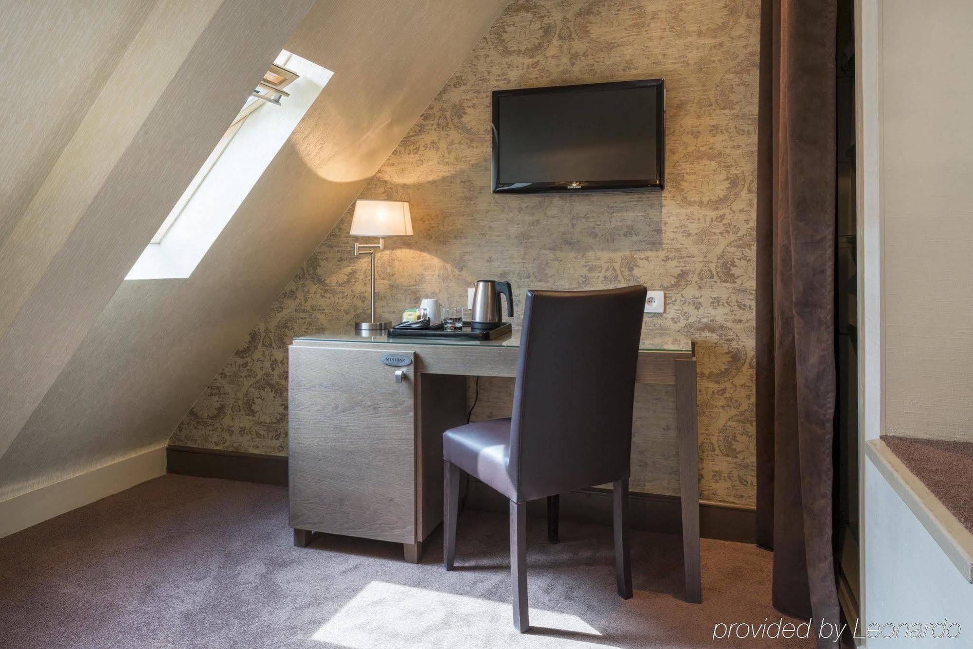 Hotel Volney Opera Paris